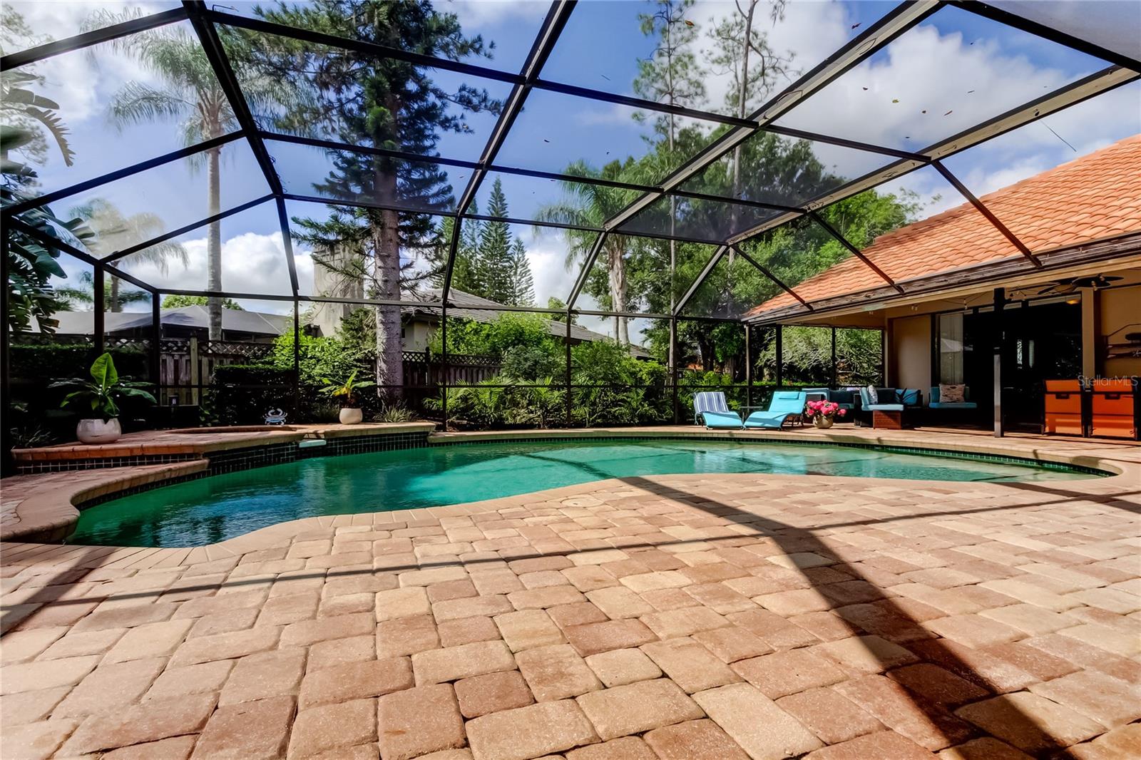 Listing photo id 67 for 4969 Kilkenney Way
