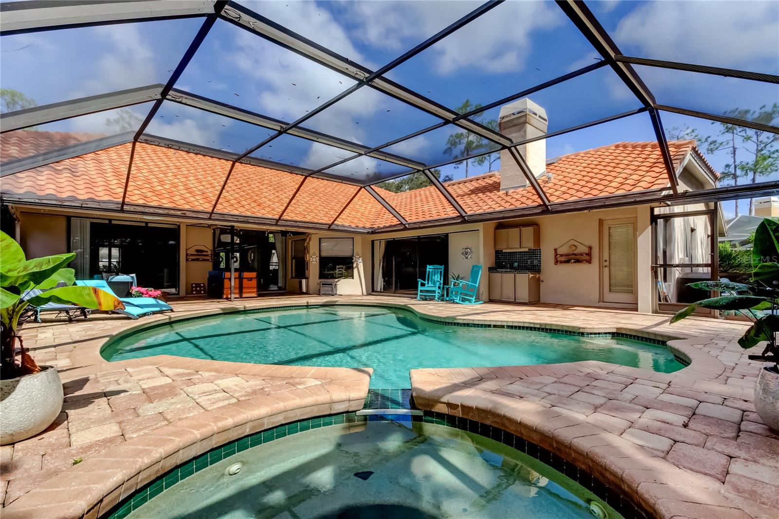 Listing photo id 68 for 4969 Kilkenney Way