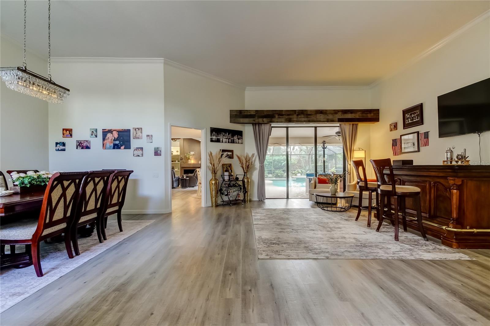 Listing photo id 6 for 4969 Kilkenney Way