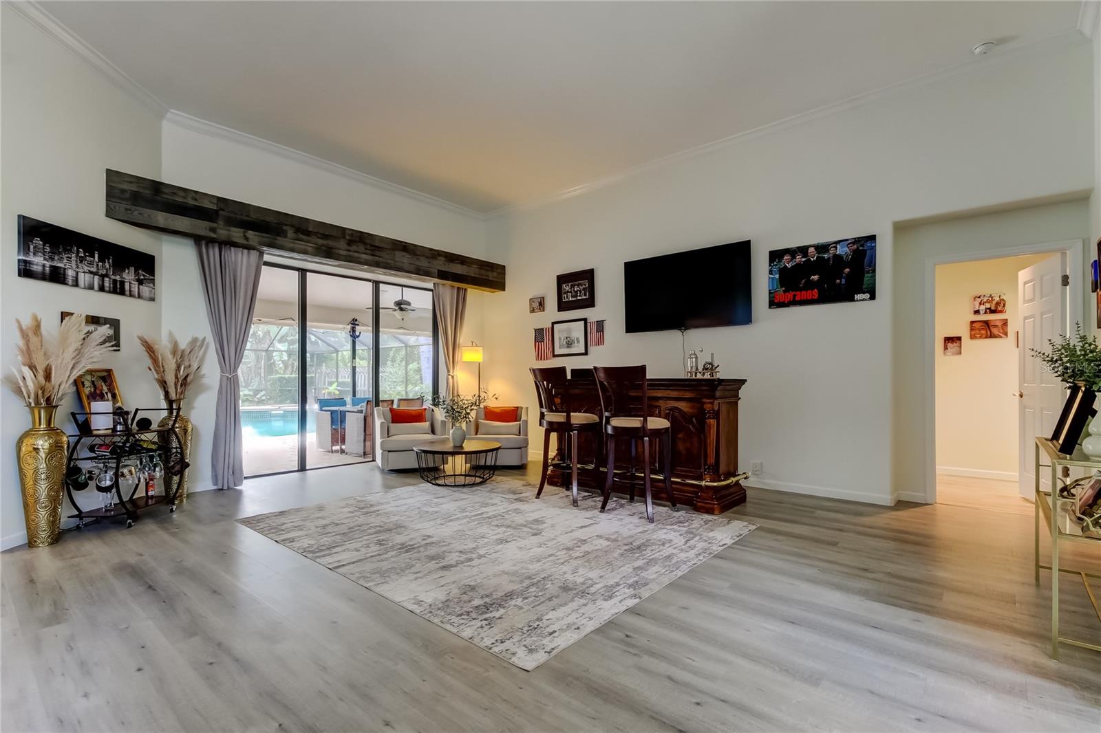 Listing photo id 7 for 4969 Kilkenney Way