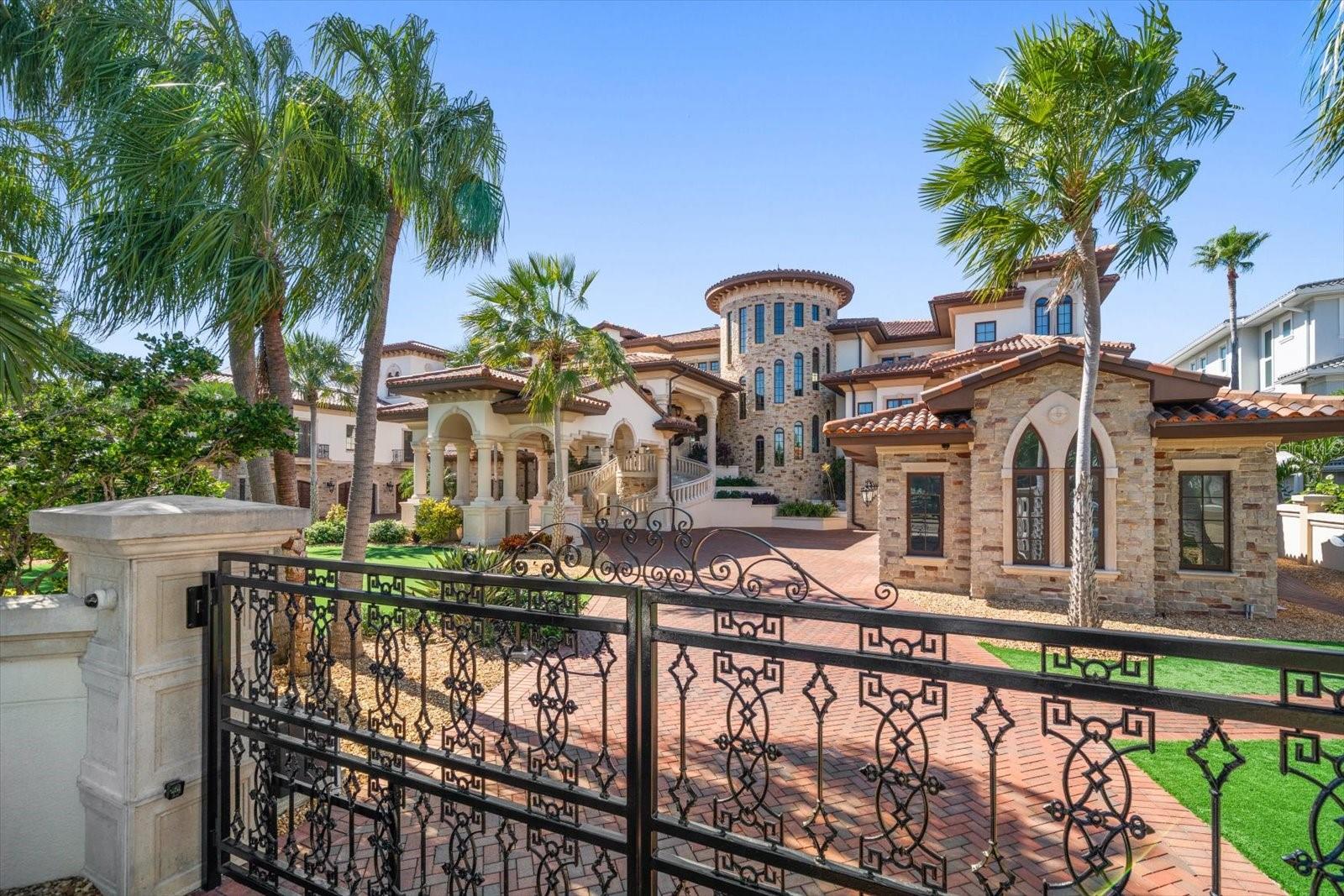 Image 5 of 86 For 1700 Gulf Boulevard