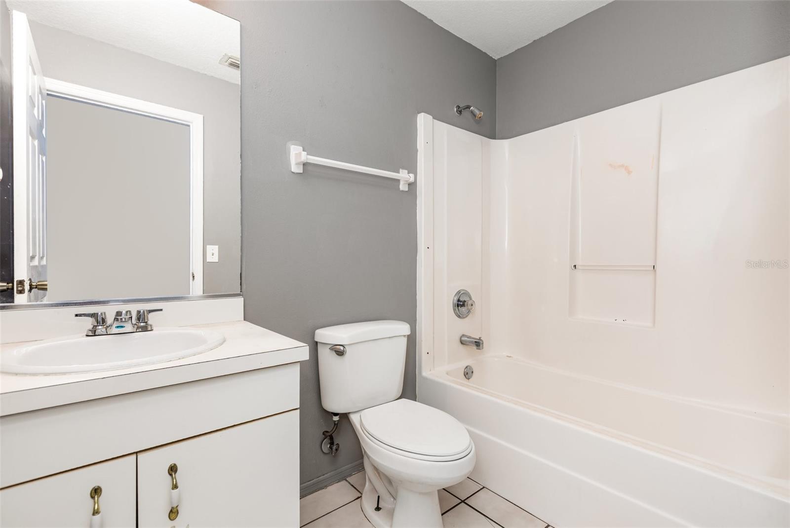 Image 16 of 30 For 1107 3rd Street E