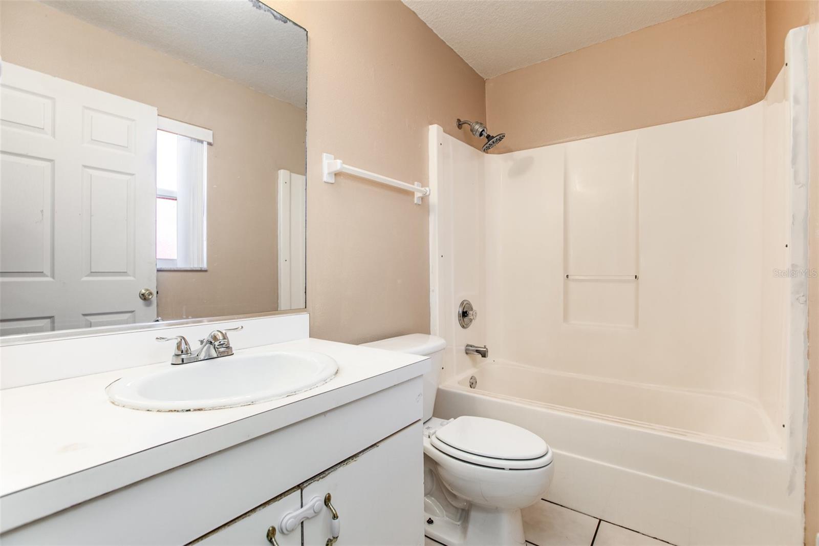 Image 22 of 30 For 1107 3rd Street E