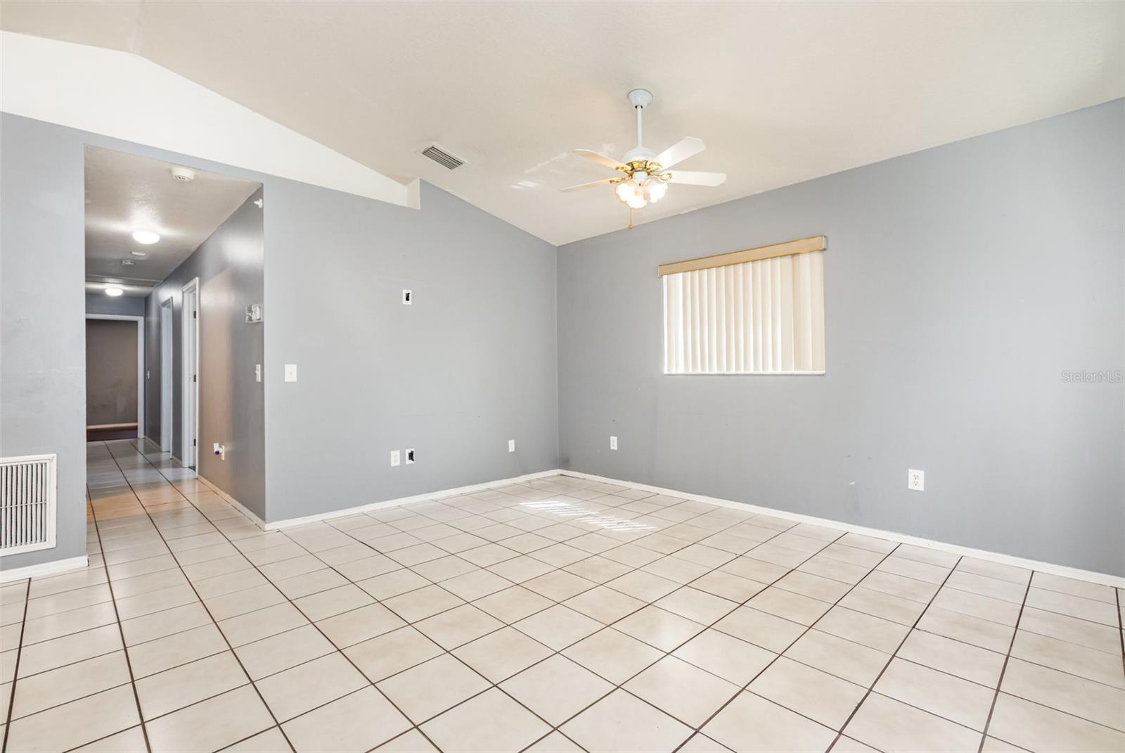 Image 8 of 30 For 1107 3rd Street E