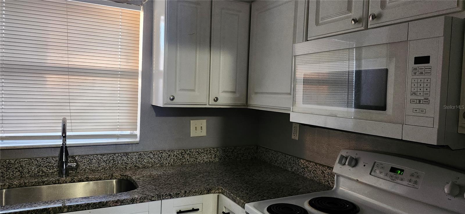Image 13 of 13 For 7210 Manhattan Avenue 2514