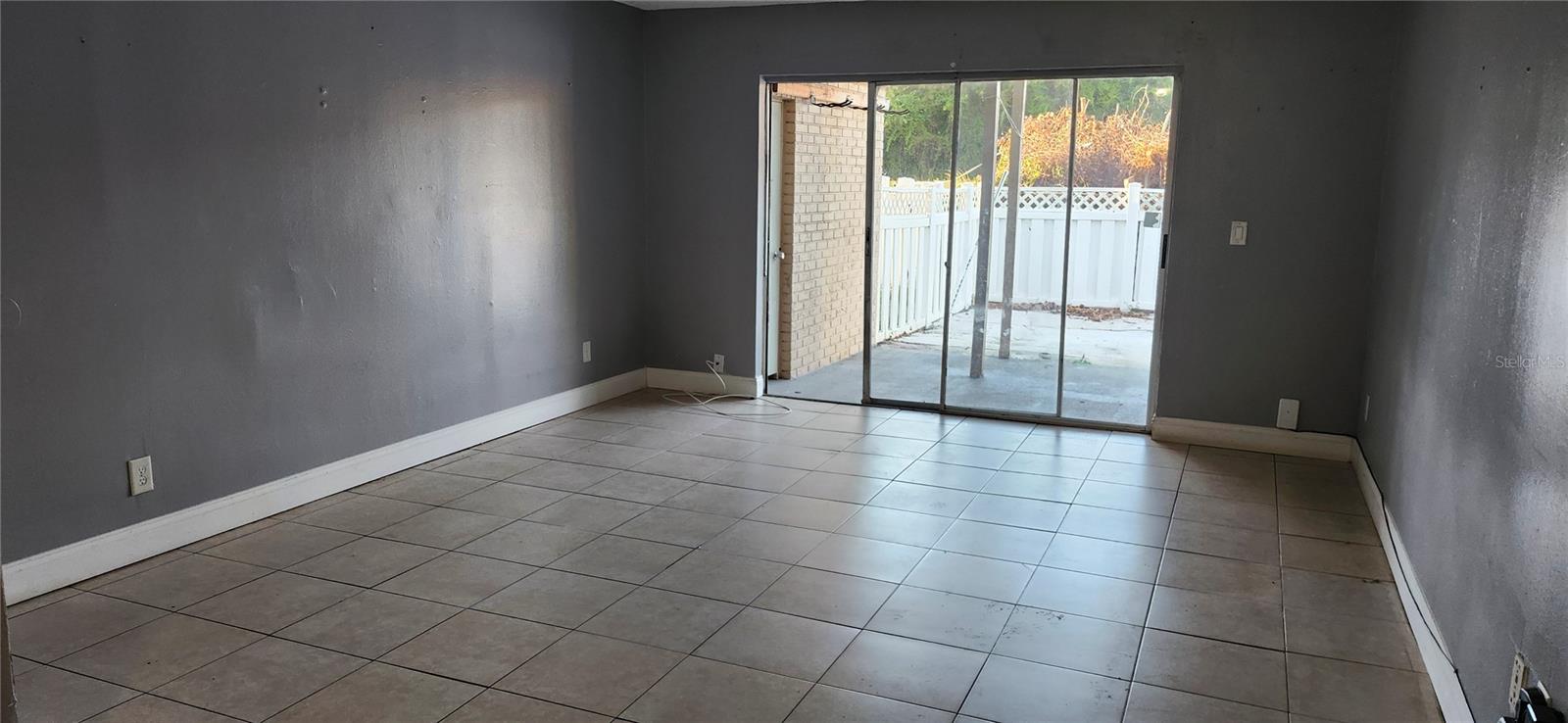 Image 5 of 13 For 7210 Manhattan Avenue 2514