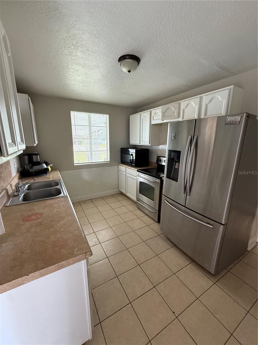 Image 16 of 26 For 2212 Lakeview Street