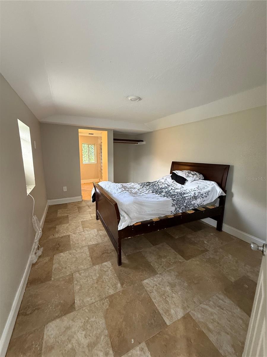 Image 22 of 26 For 2212 Lakeview Street