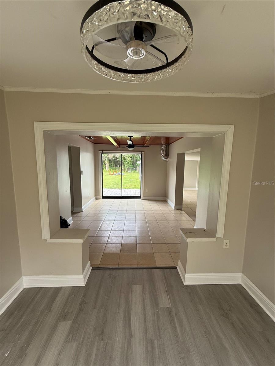 Image 7 of 26 For 2212 Lakeview Street