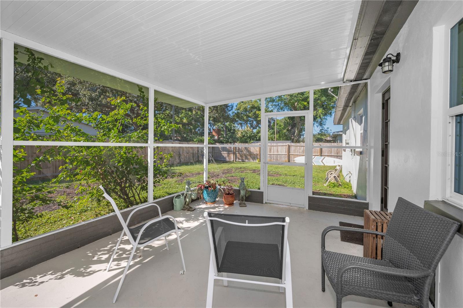 Image 18 of 24 For 7542 19th Avenue N