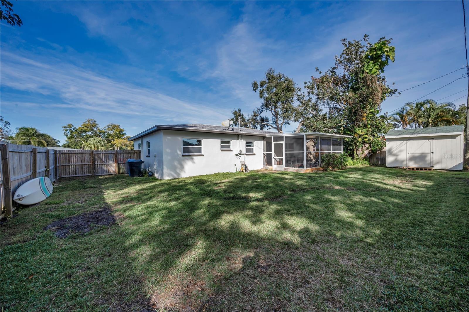 Image 27 of 31 For 7542 19th Avenue N