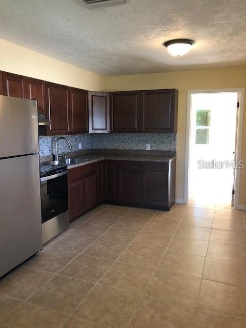 Image 7 of 8 For 2414 51st Avenue Drive W