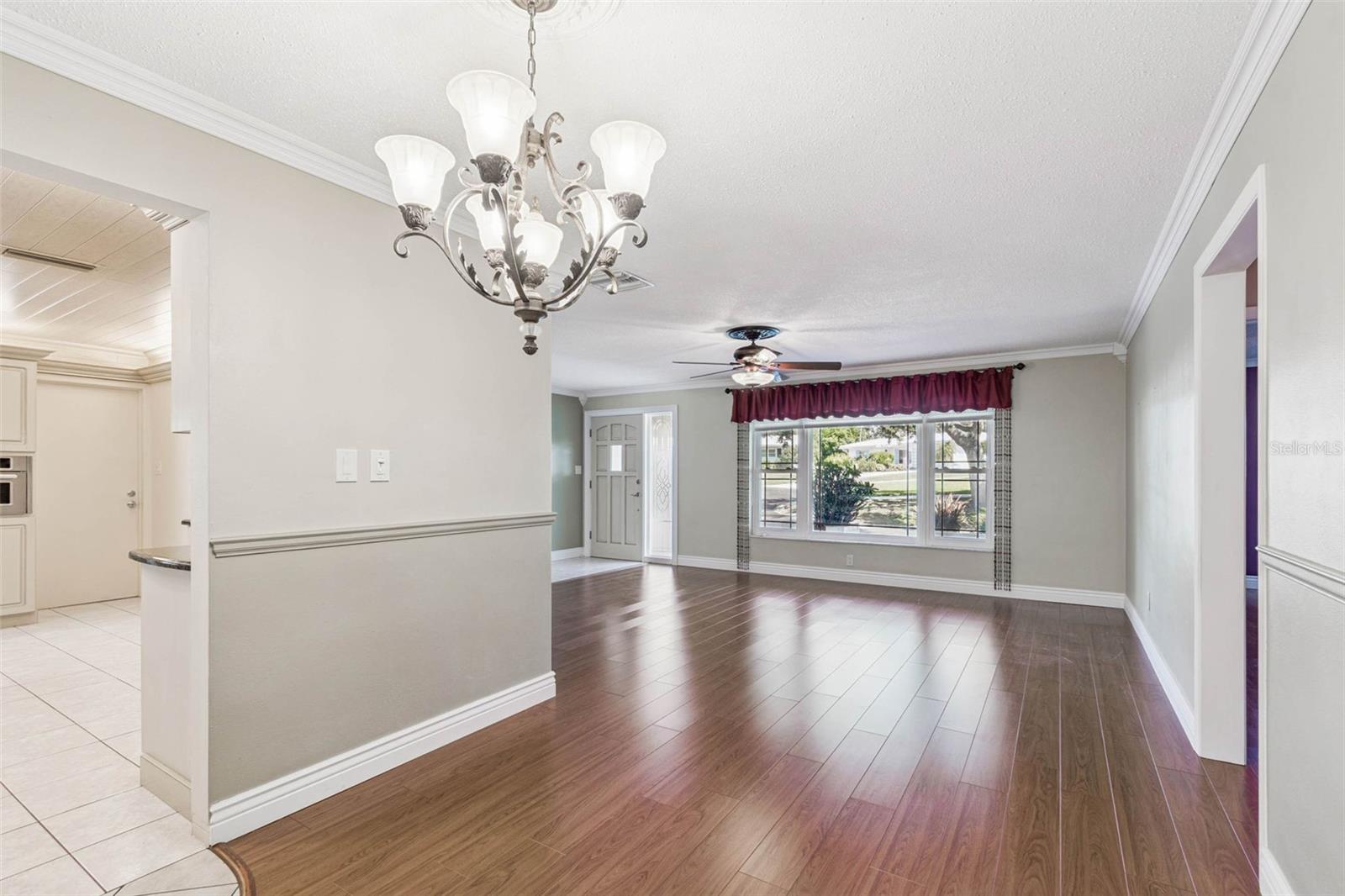 Image 6 of 31 For 9548 141st Street