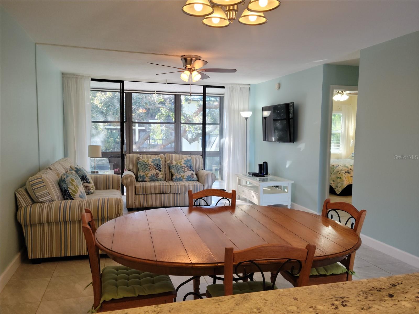 Image 3 of 25 For 14130 Rosemary Lane 3207