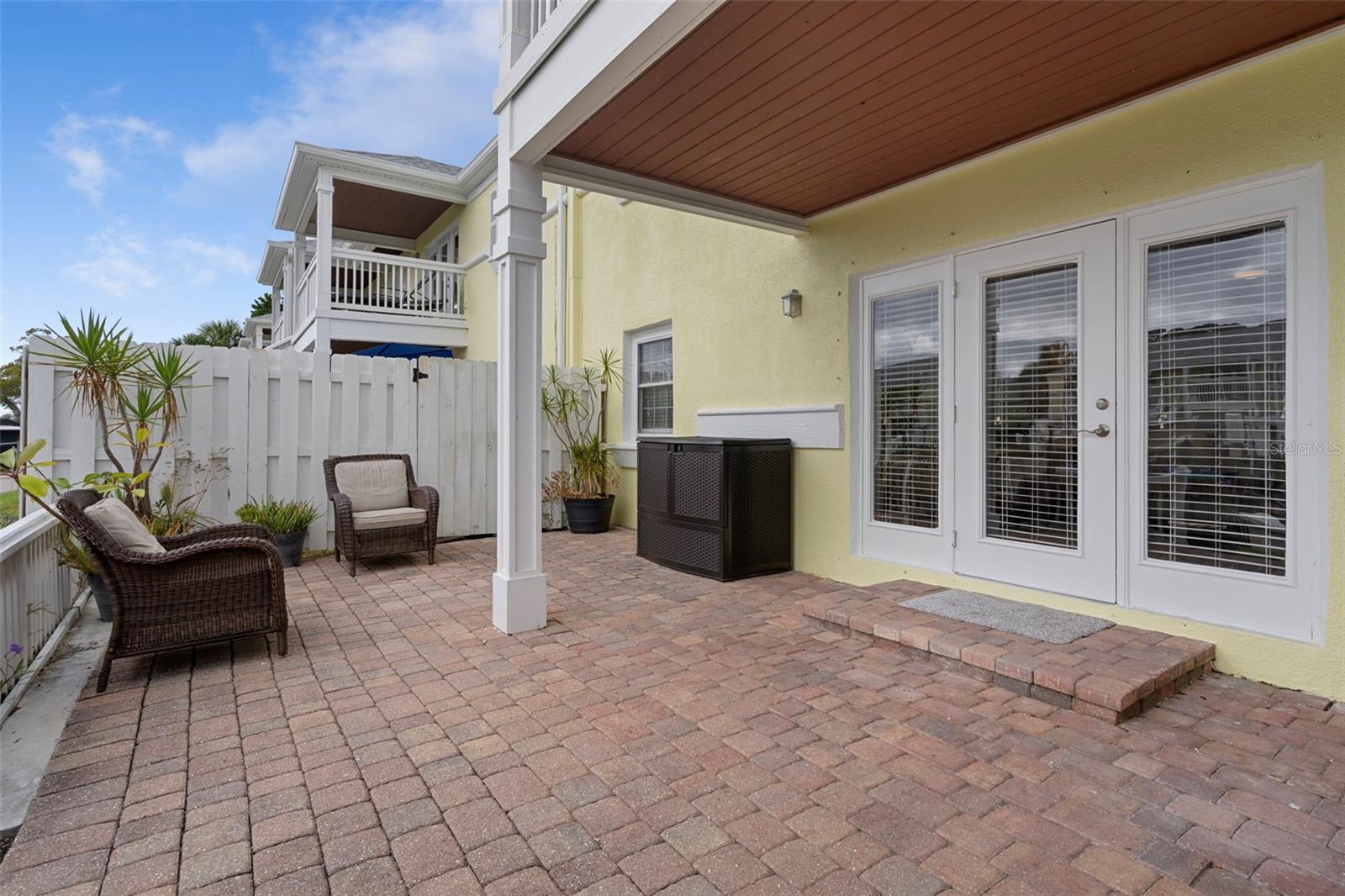 Image 27 of 75 For 5174 Beach Drive Se B