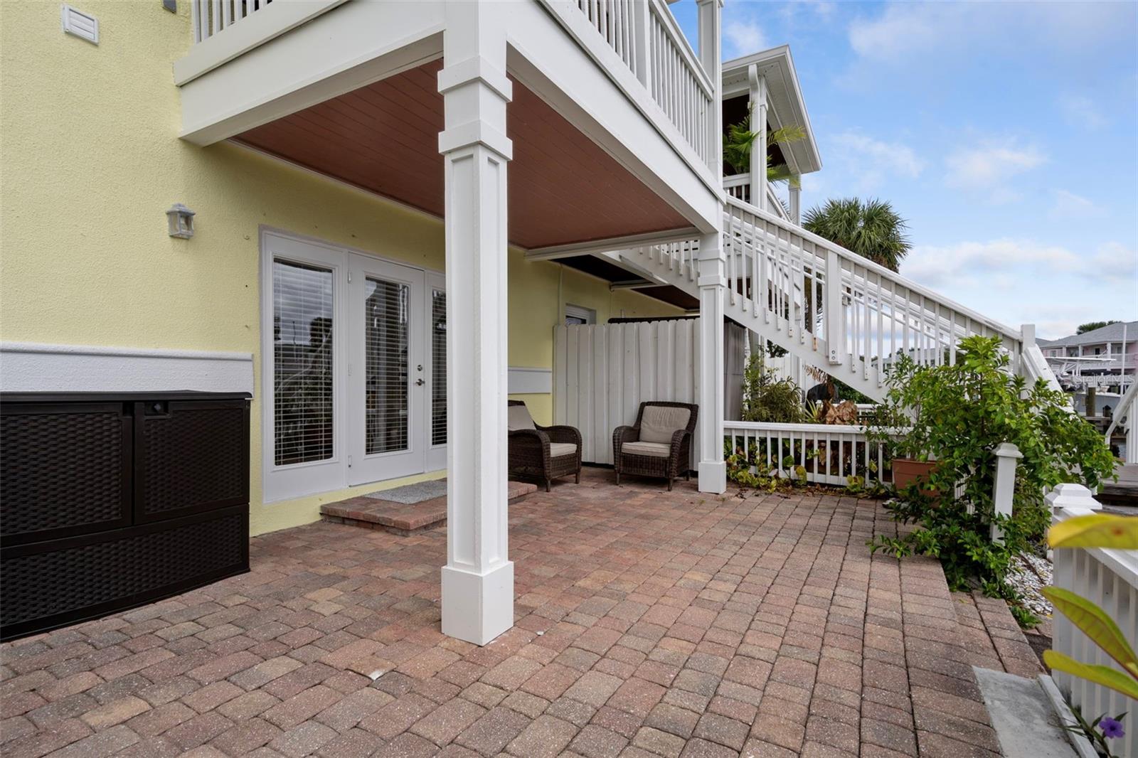 Image 29 of 75 For 5174 Beach Drive Se B