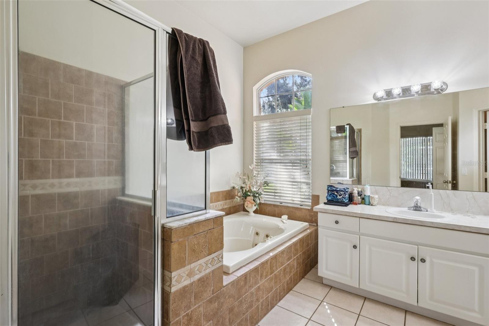 Image 12 of 27 For 3701 Barnhouse Place