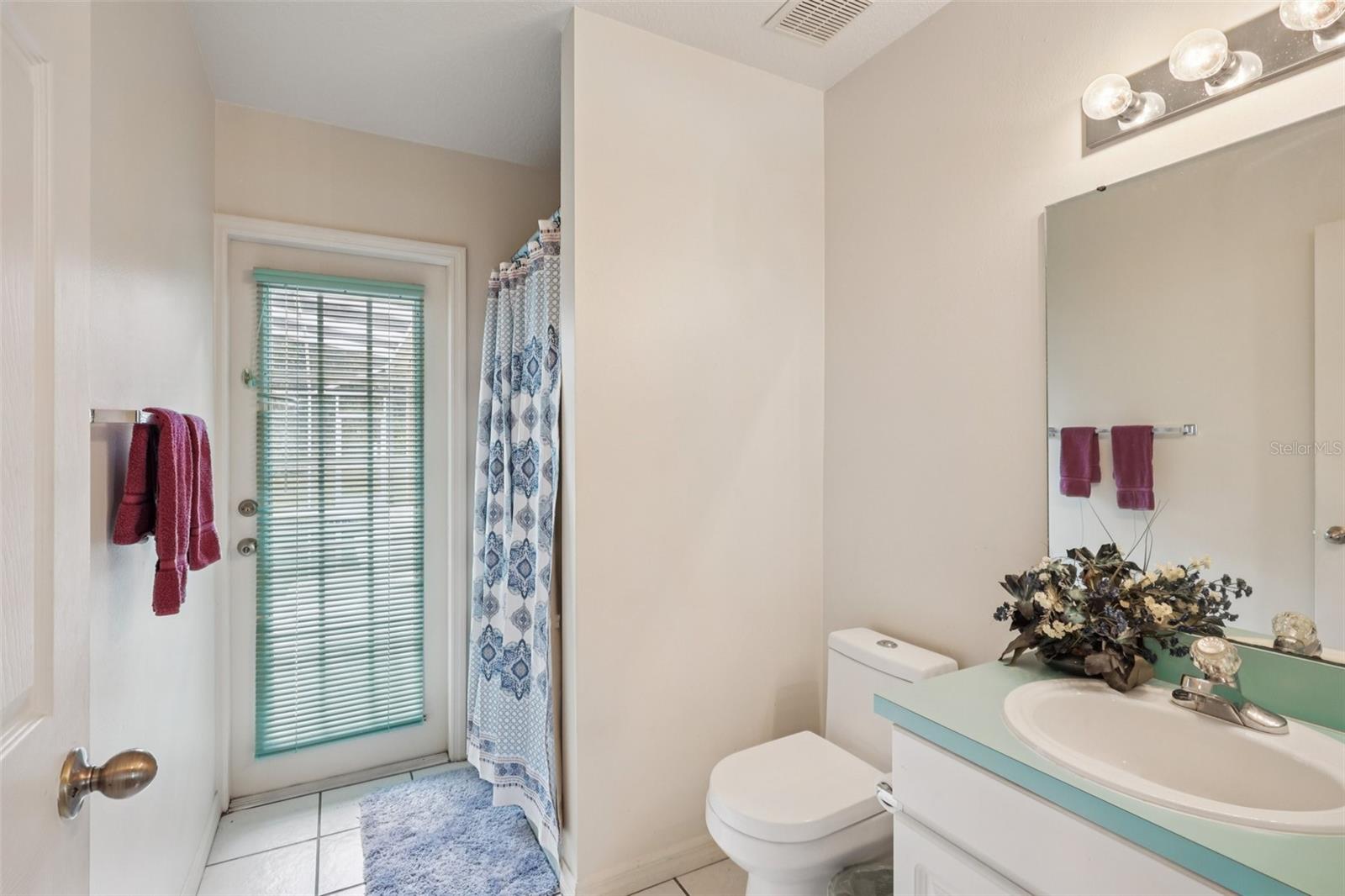 Image 15 of 27 For 3701 Barnhouse Place