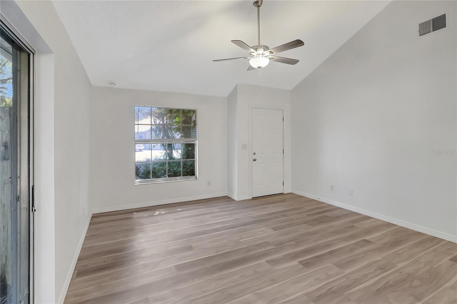 Image 8 of 30 For 3612 Glenmac Court