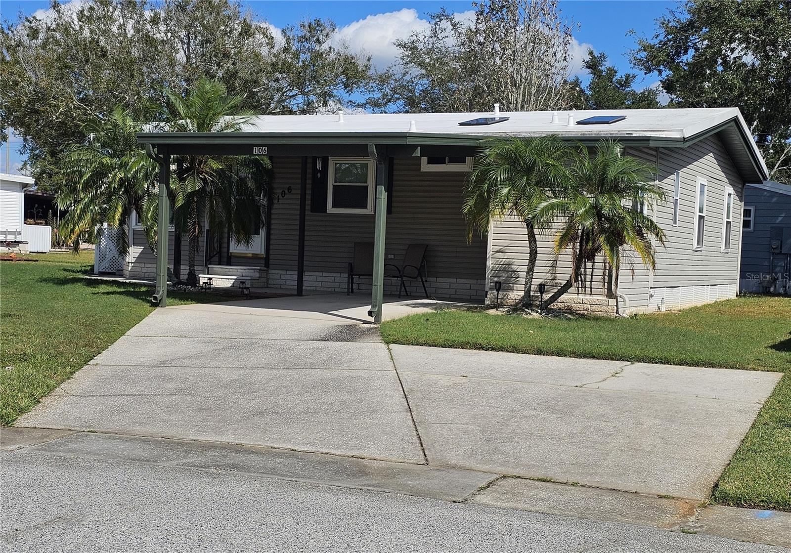 Details for 106 Dolphin Drive E, OLDSMAR, FL 34677
