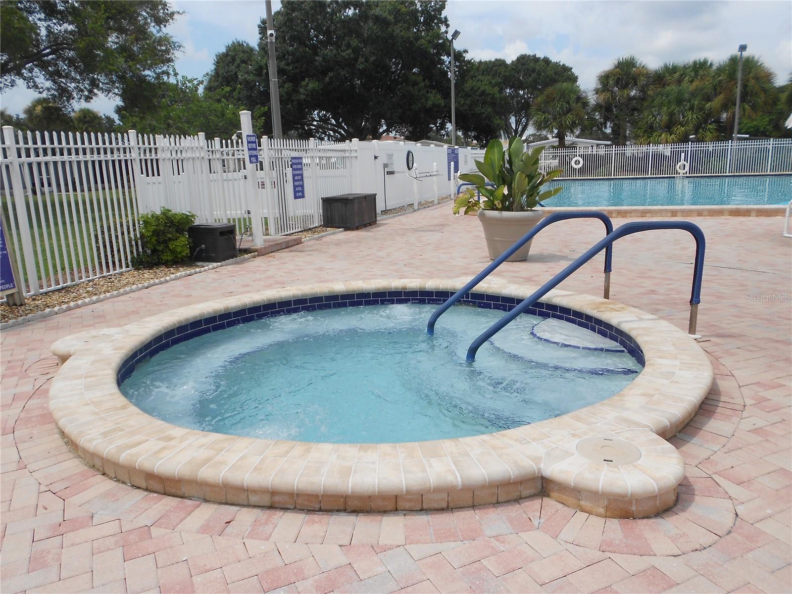 Image 32 of 34 For 106 Dolphin Drive E