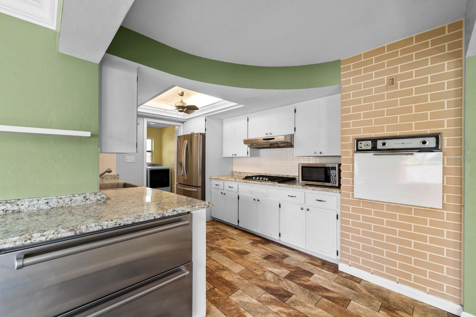 Image 13 of 29 For 5576 Williamsdale Court