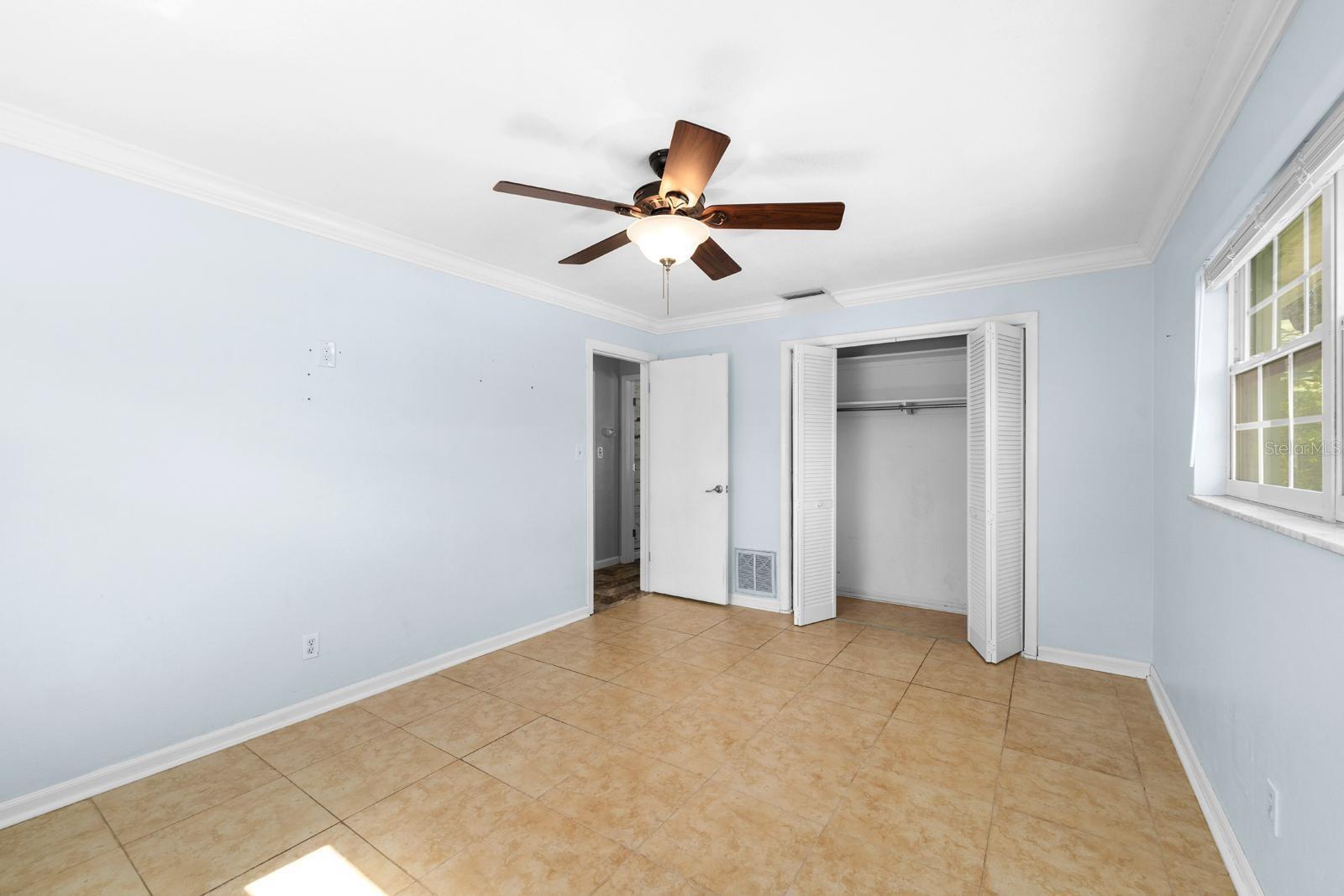 Image 20 of 29 For 5576 Williamsdale Court