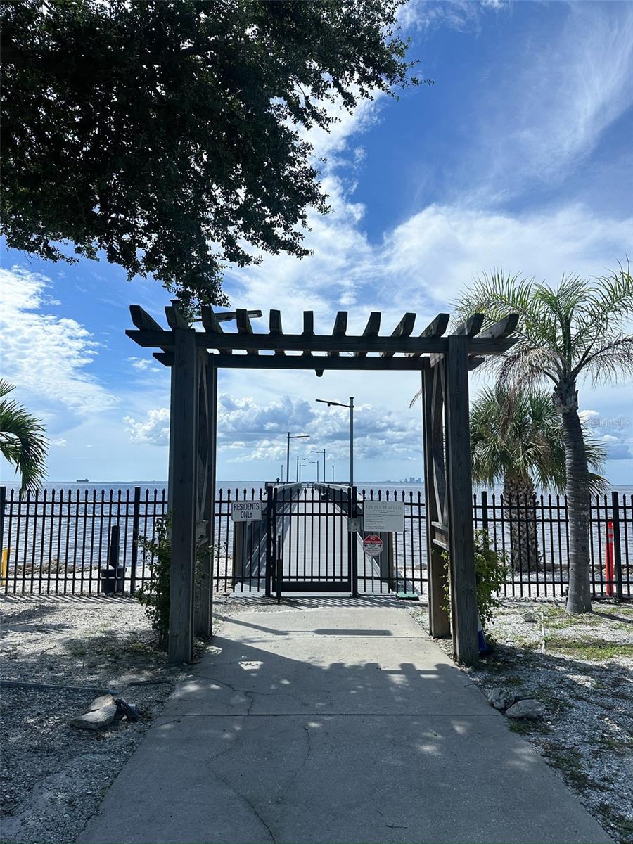 Image 11 of 28 For 611 Destiny Drive 501