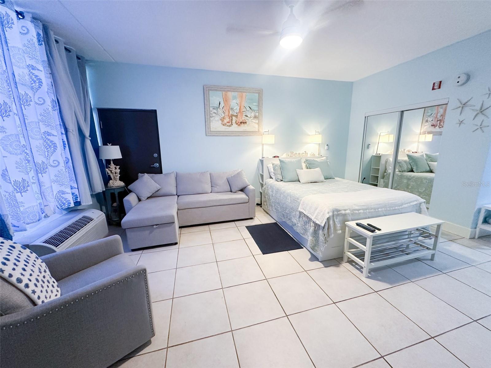 Image 6 of 28 For 611 Destiny Drive 501