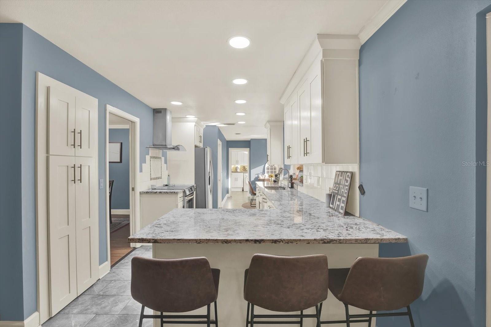 Listing photo id 15 for 11724 Phoenix Circle