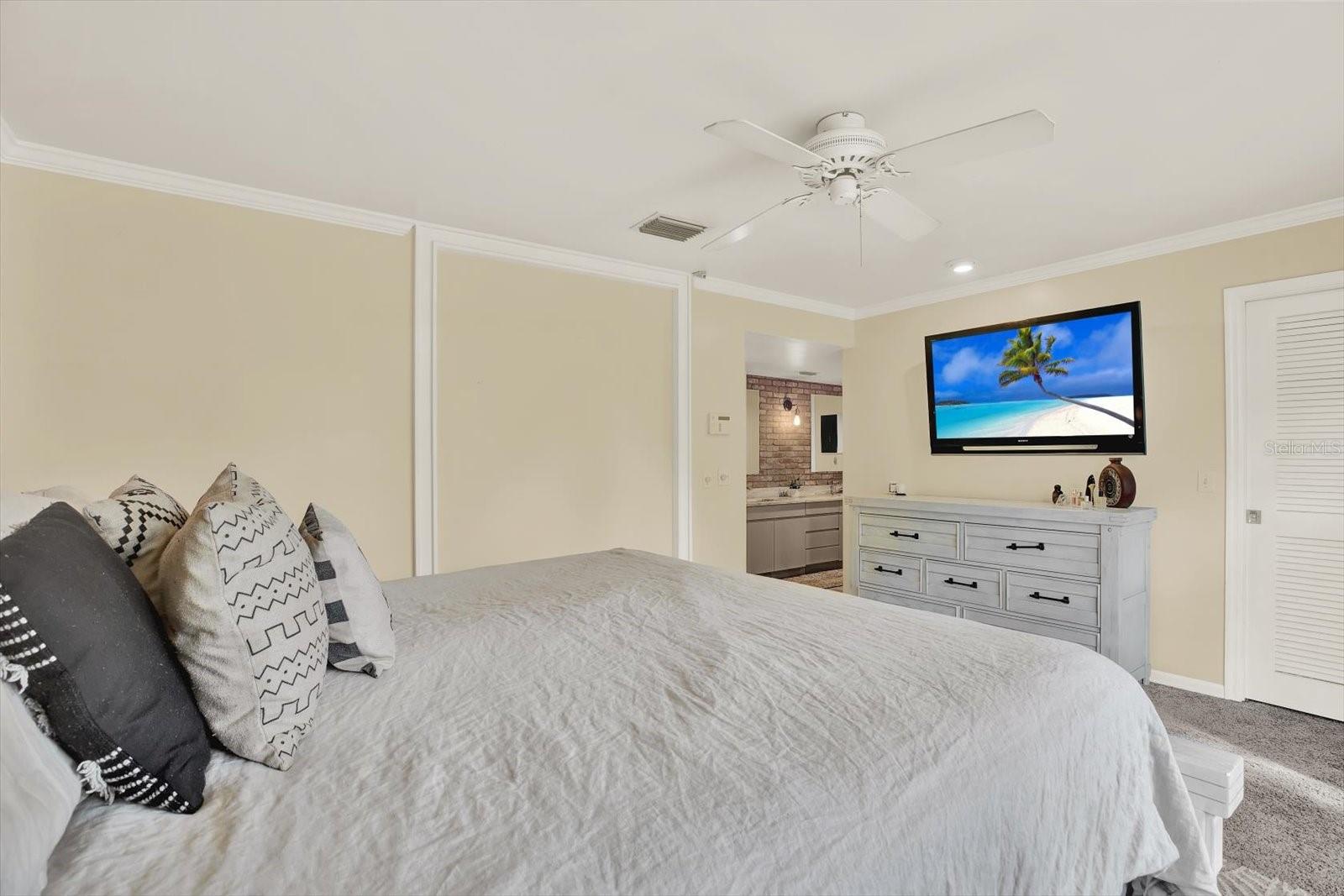 Listing photo id 26 for 11724 Phoenix Circle