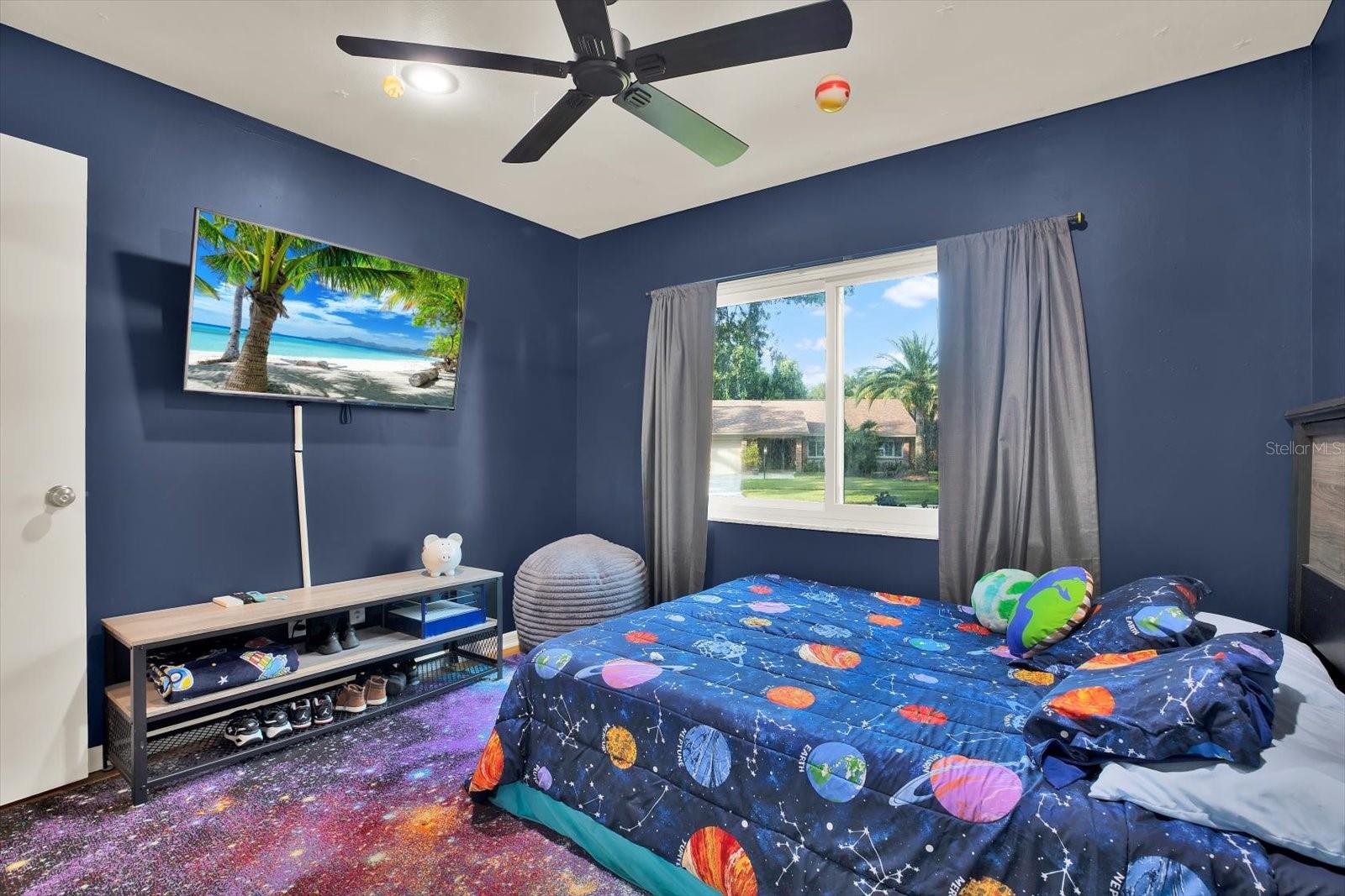 Listing photo id 33 for 11724 Phoenix Circle