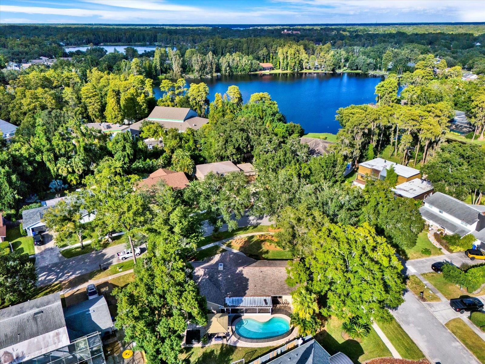 Listing photo id 47 for 11724 Phoenix Circle