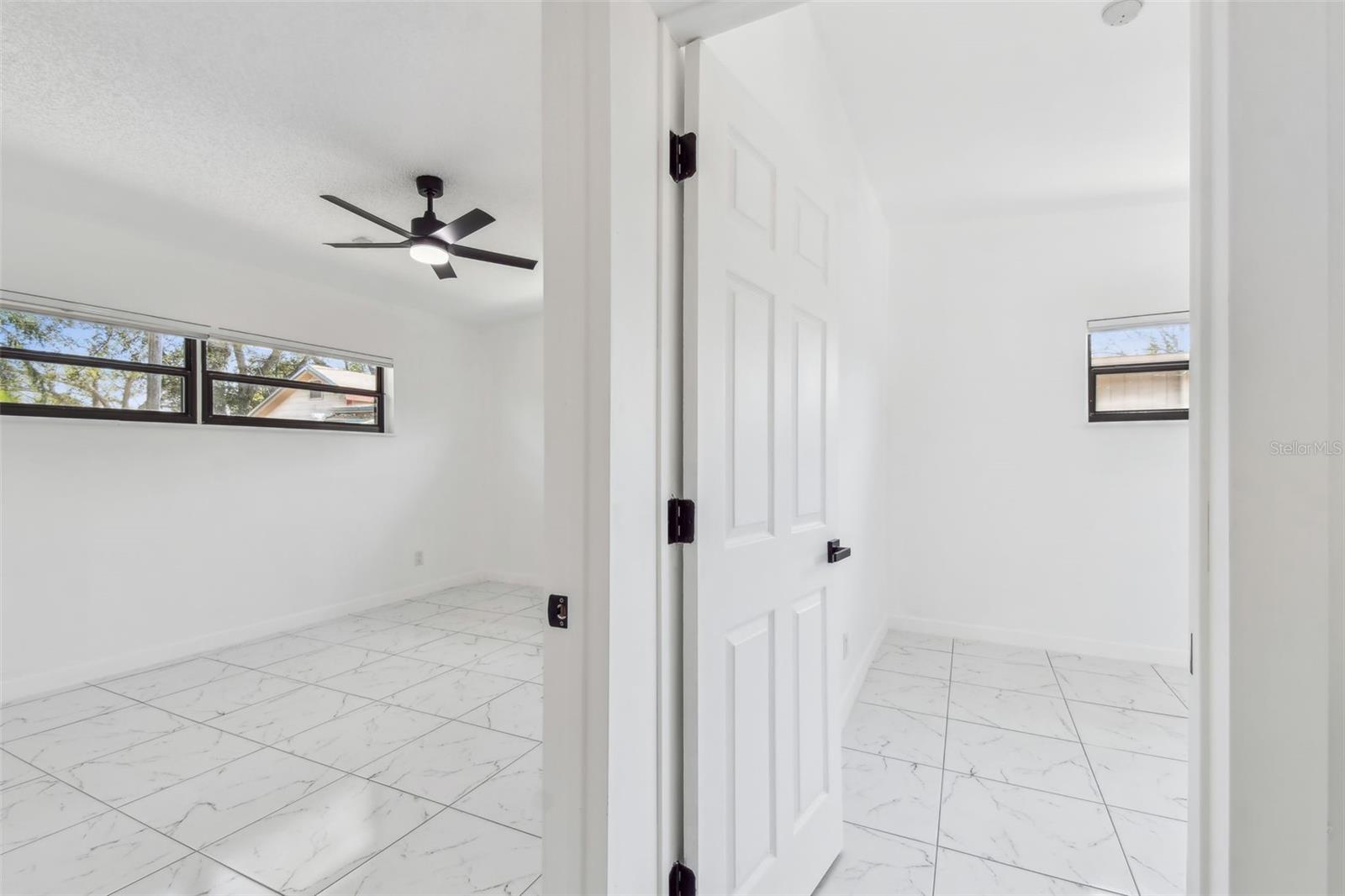 Image 18 of 40 For 1600 Delaware Avenue Ne