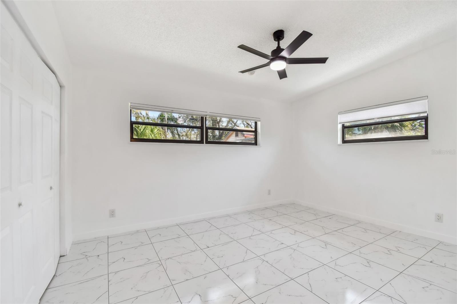 Image 19 of 40 For 1600 Delaware Avenue Ne