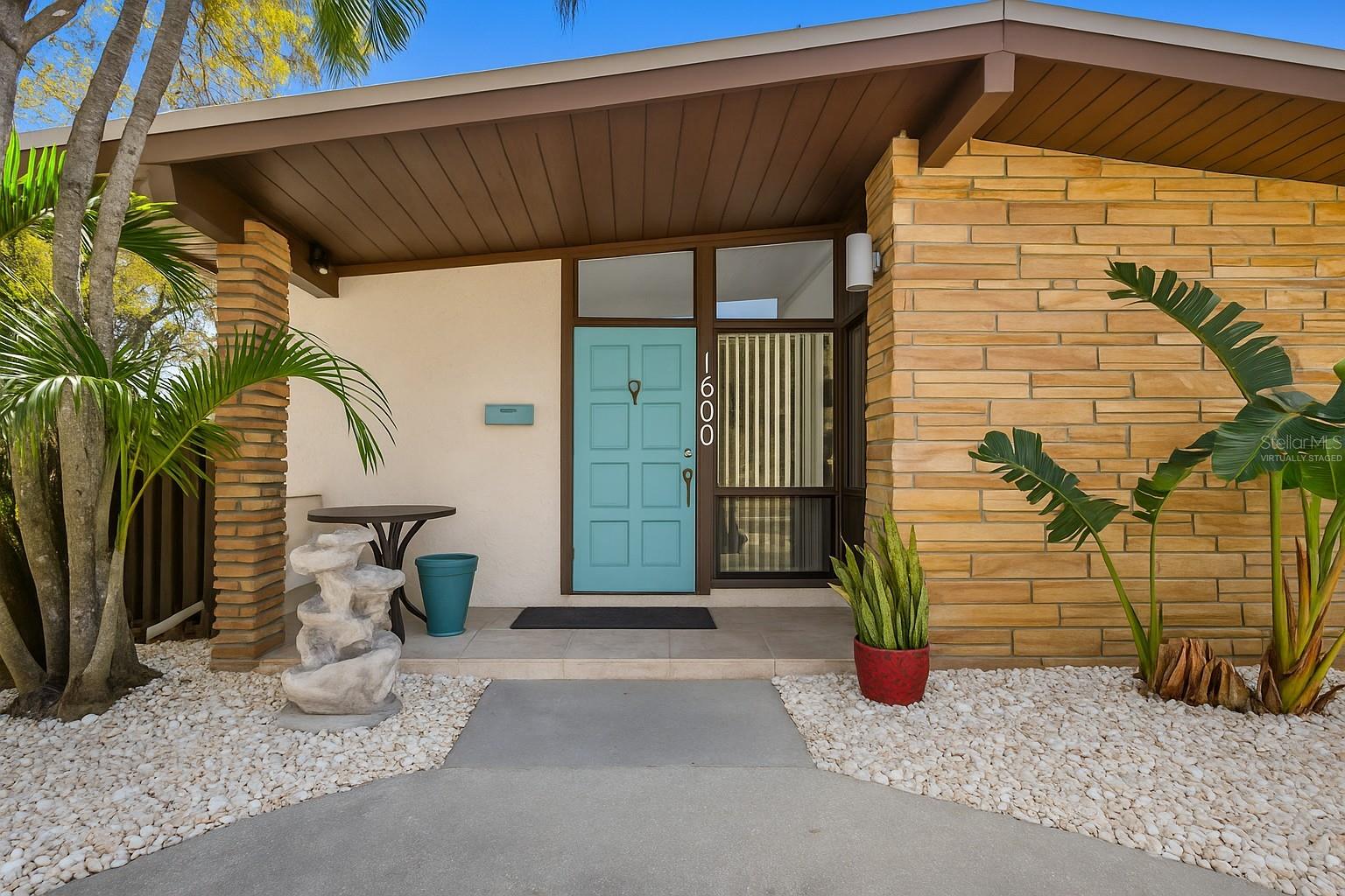 Image 2 of 40 For 1600 Delaware Avenue Ne