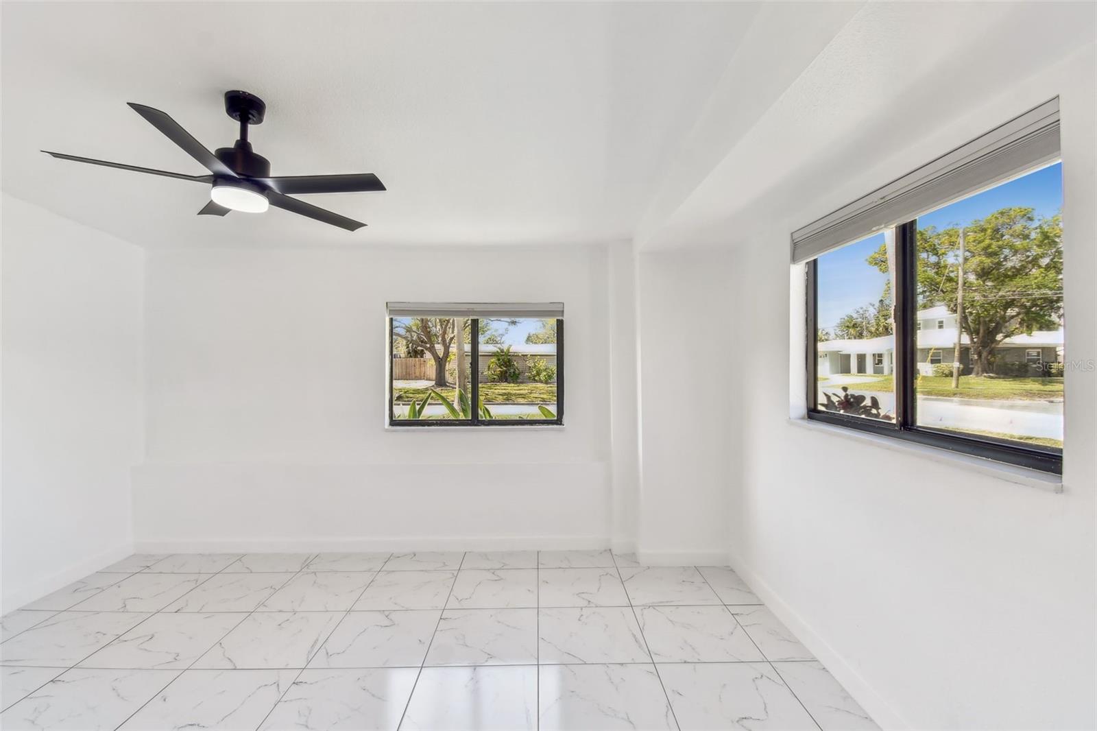 Image 26 of 40 For 1600 Delaware Avenue Ne