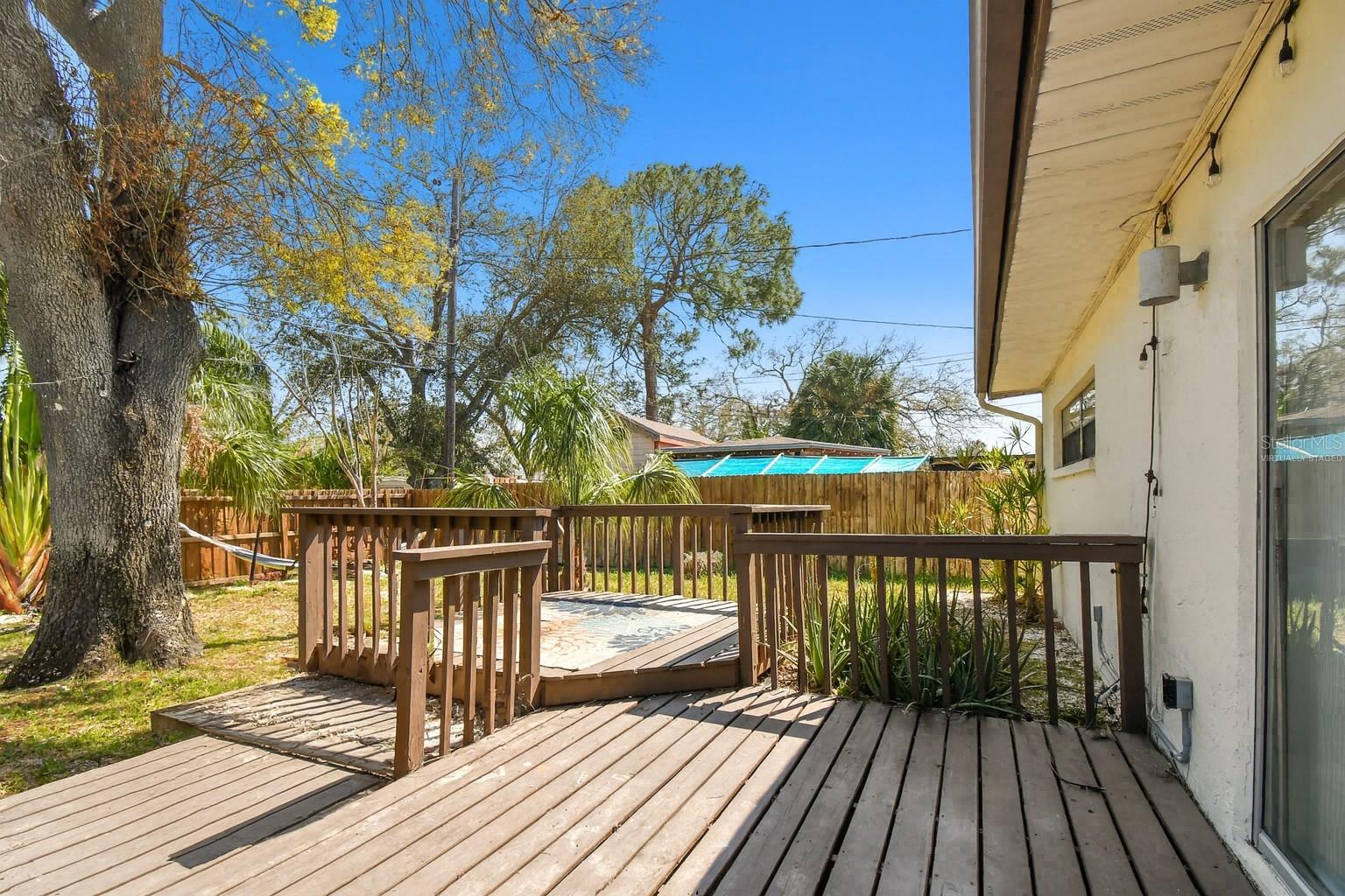 Image 29 of 40 For 1600 Delaware Avenue Ne