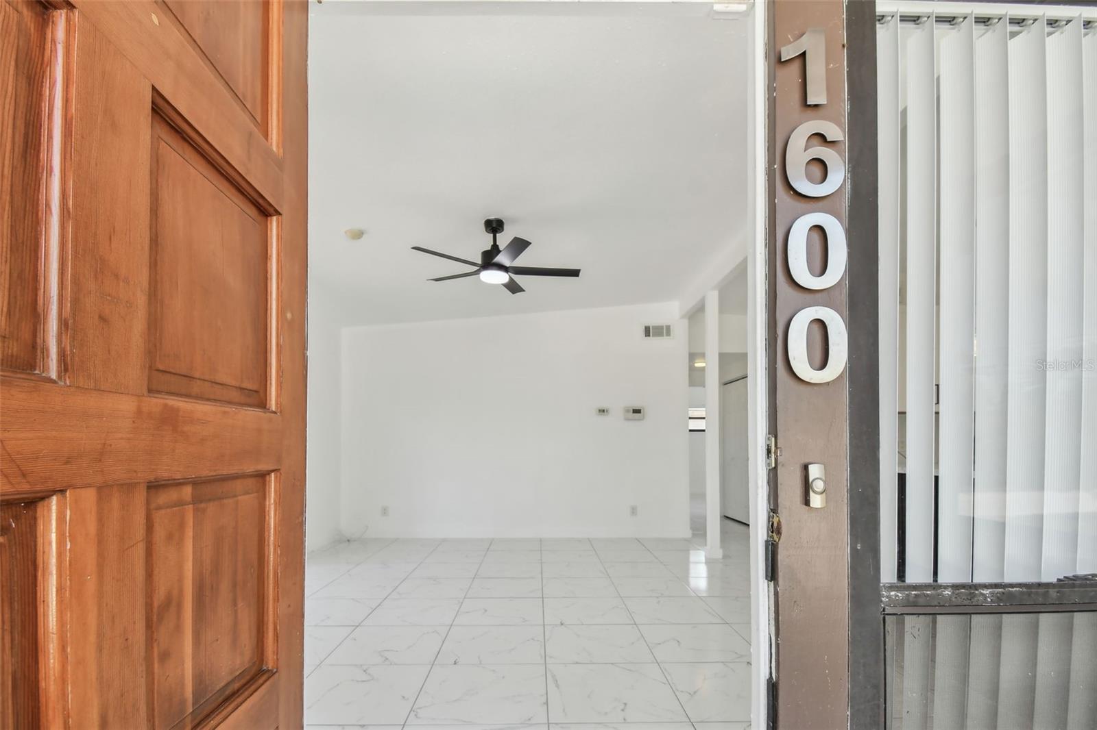 Image 3 of 40 For 1600 Delaware Avenue Ne