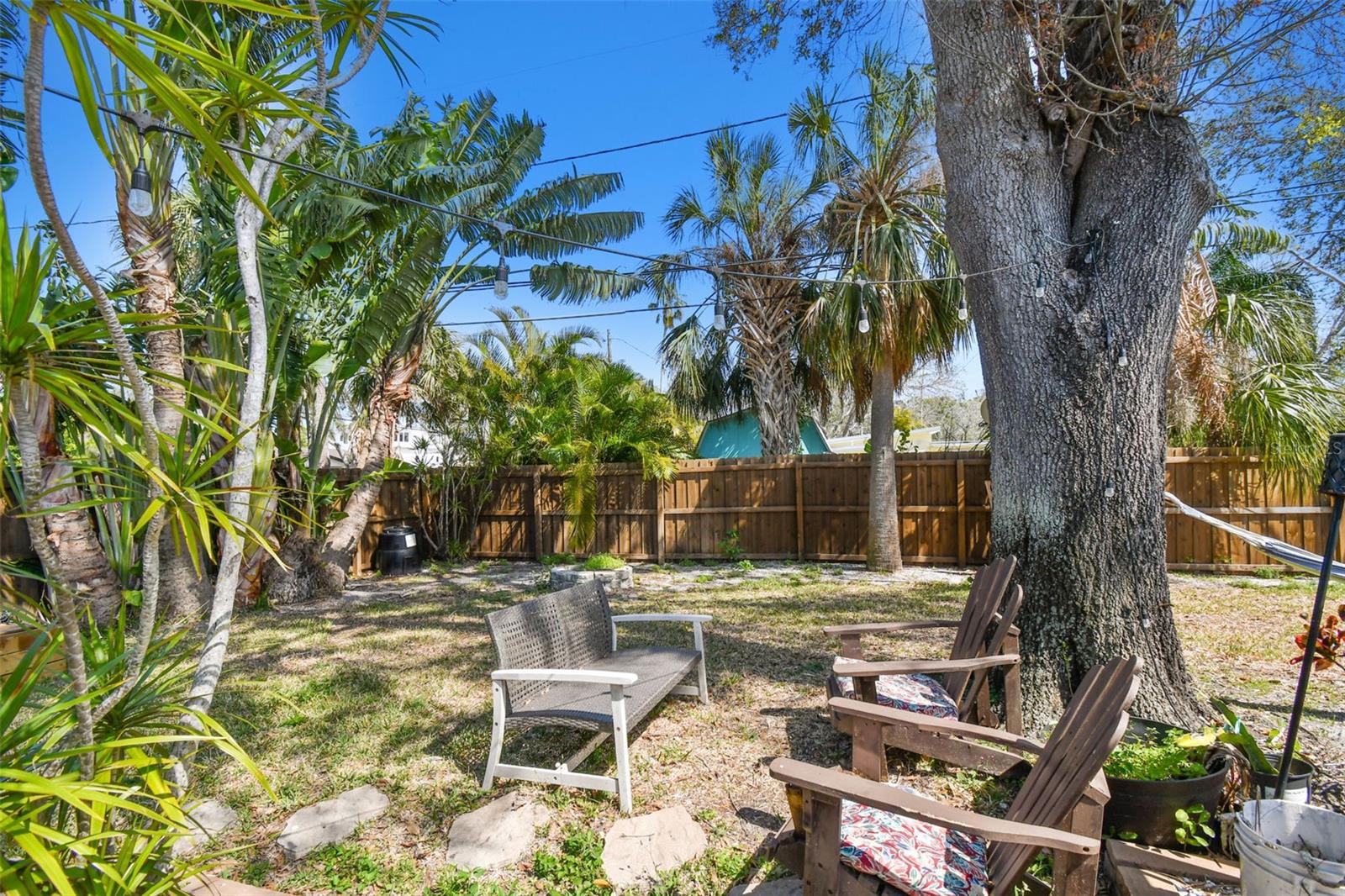 Image 32 of 40 For 1600 Delaware Avenue Ne