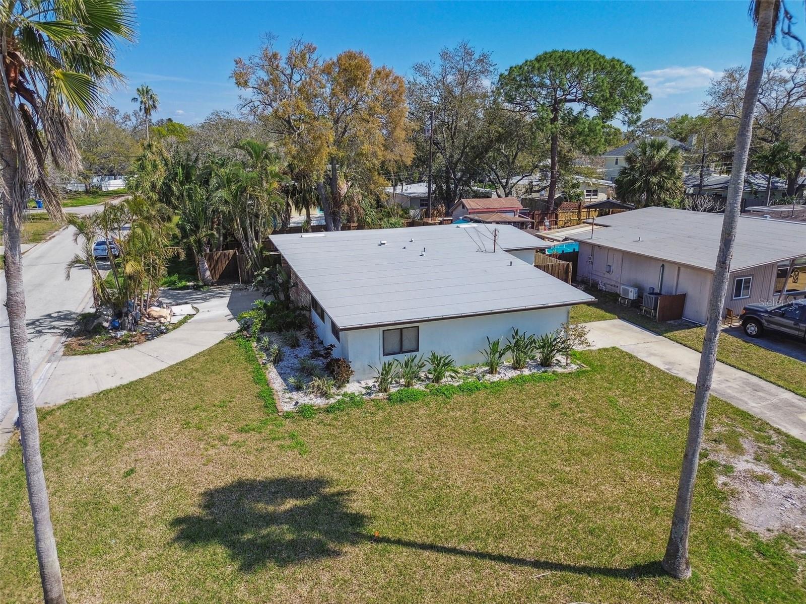 Image 37 of 40 For 1600 Delaware Avenue Ne