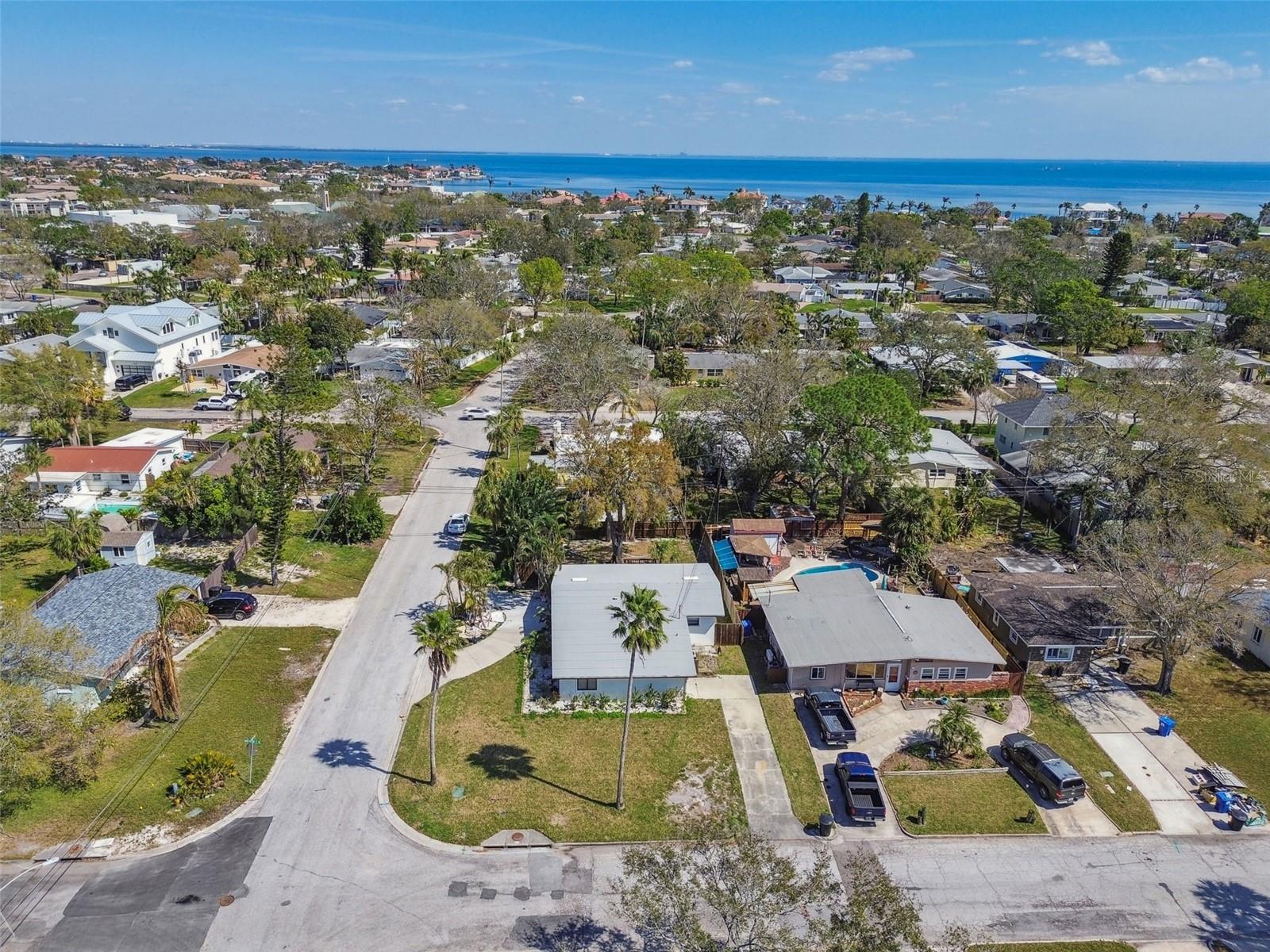 Image 38 of 40 For 1600 Delaware Avenue Ne