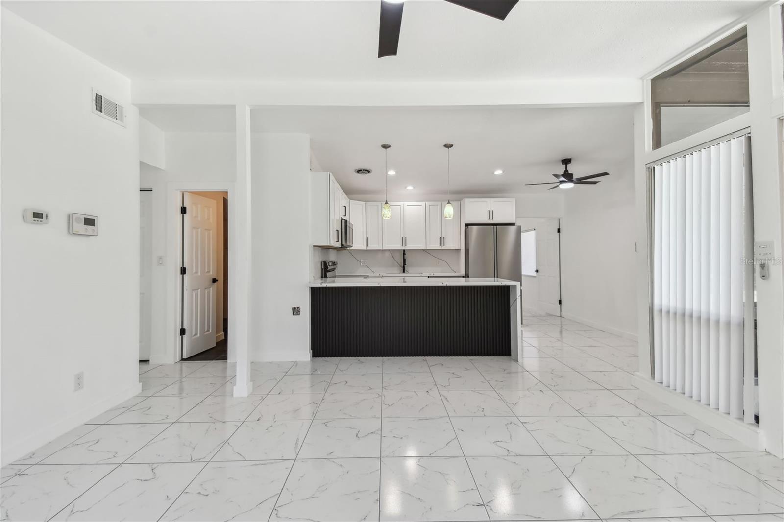 Image 6 of 40 For 1600 Delaware Avenue Ne