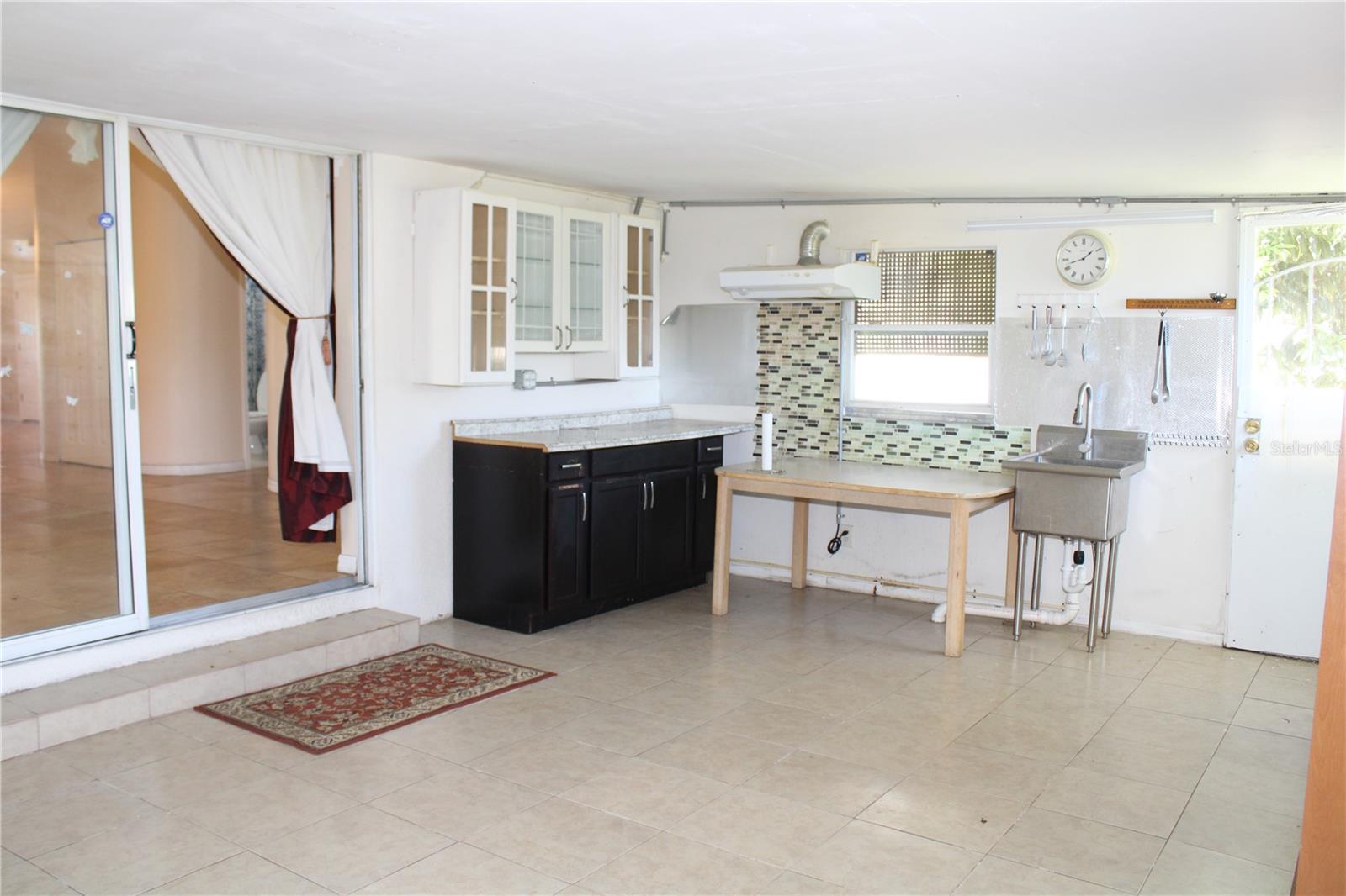 Image 13 of 33 For 6190 107th Avenue N