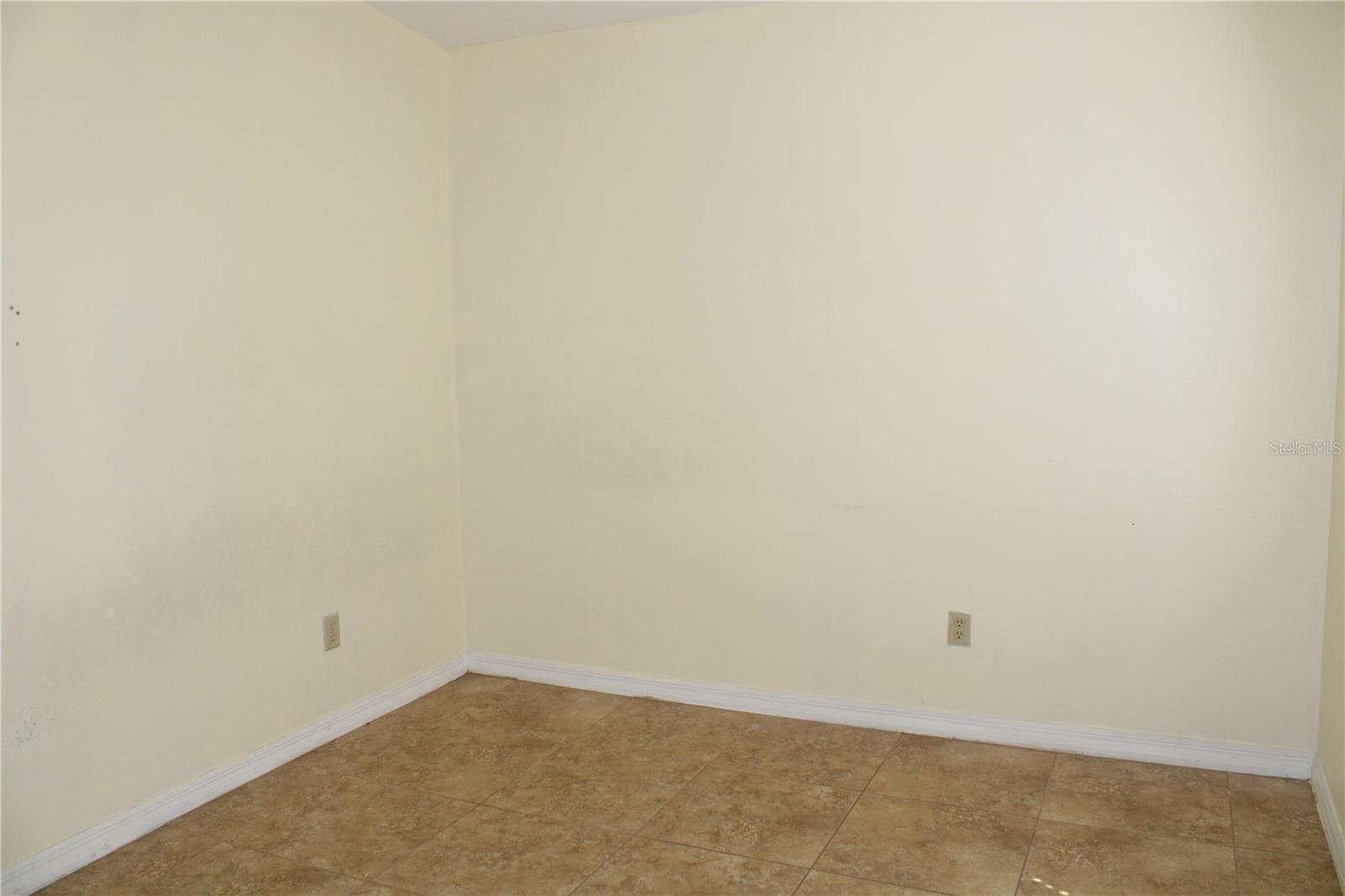 Image 17 of 33 For 6190 107th Avenue N
