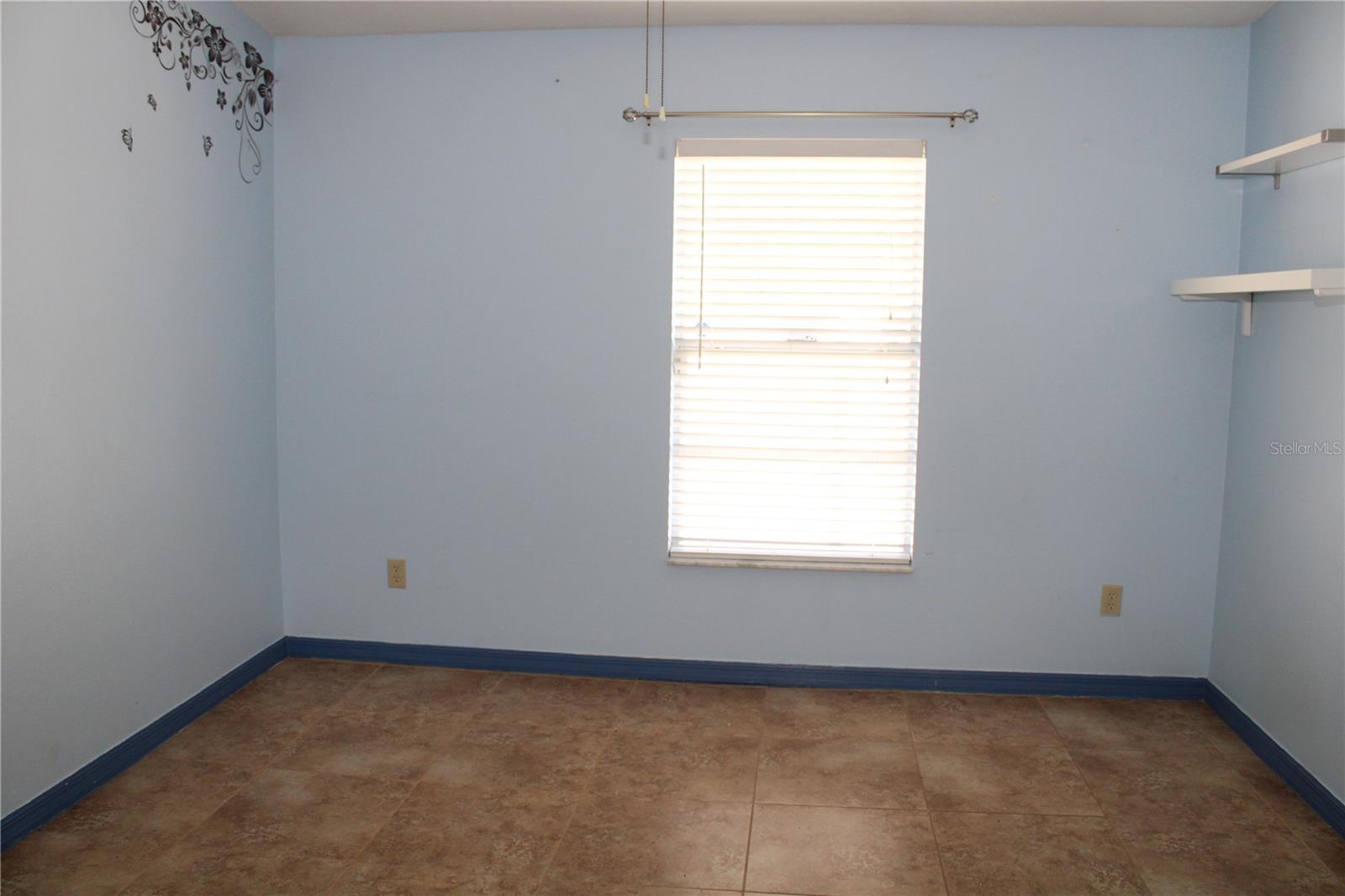 Image 23 of 33 For 6190 107th Avenue N