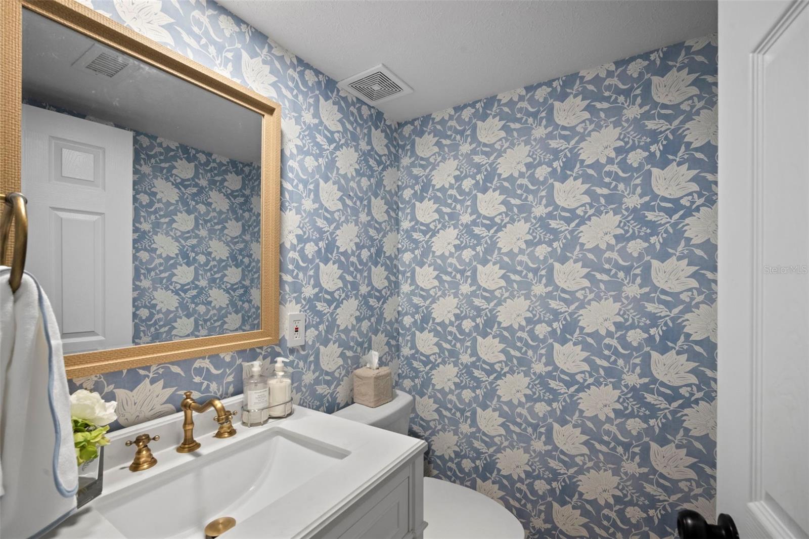 Image 23 of 45 For 2802 Linthicum Place