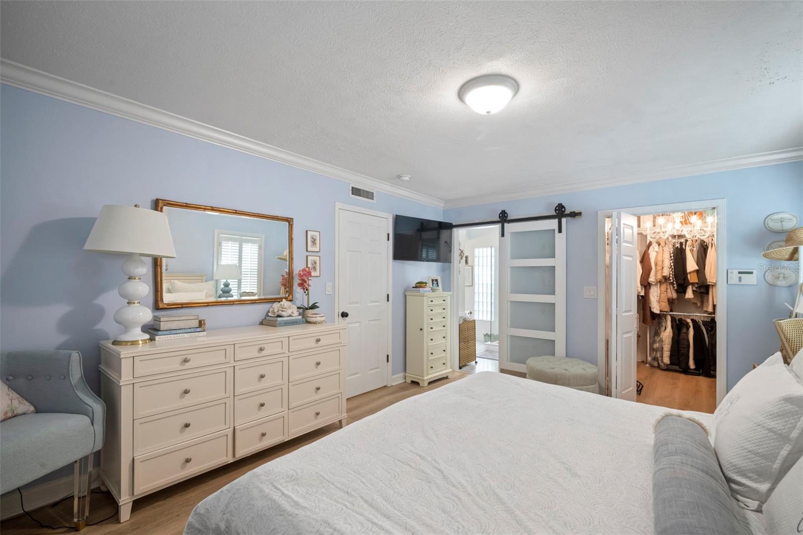 Image 37 of 45 For 2802 Linthicum Place