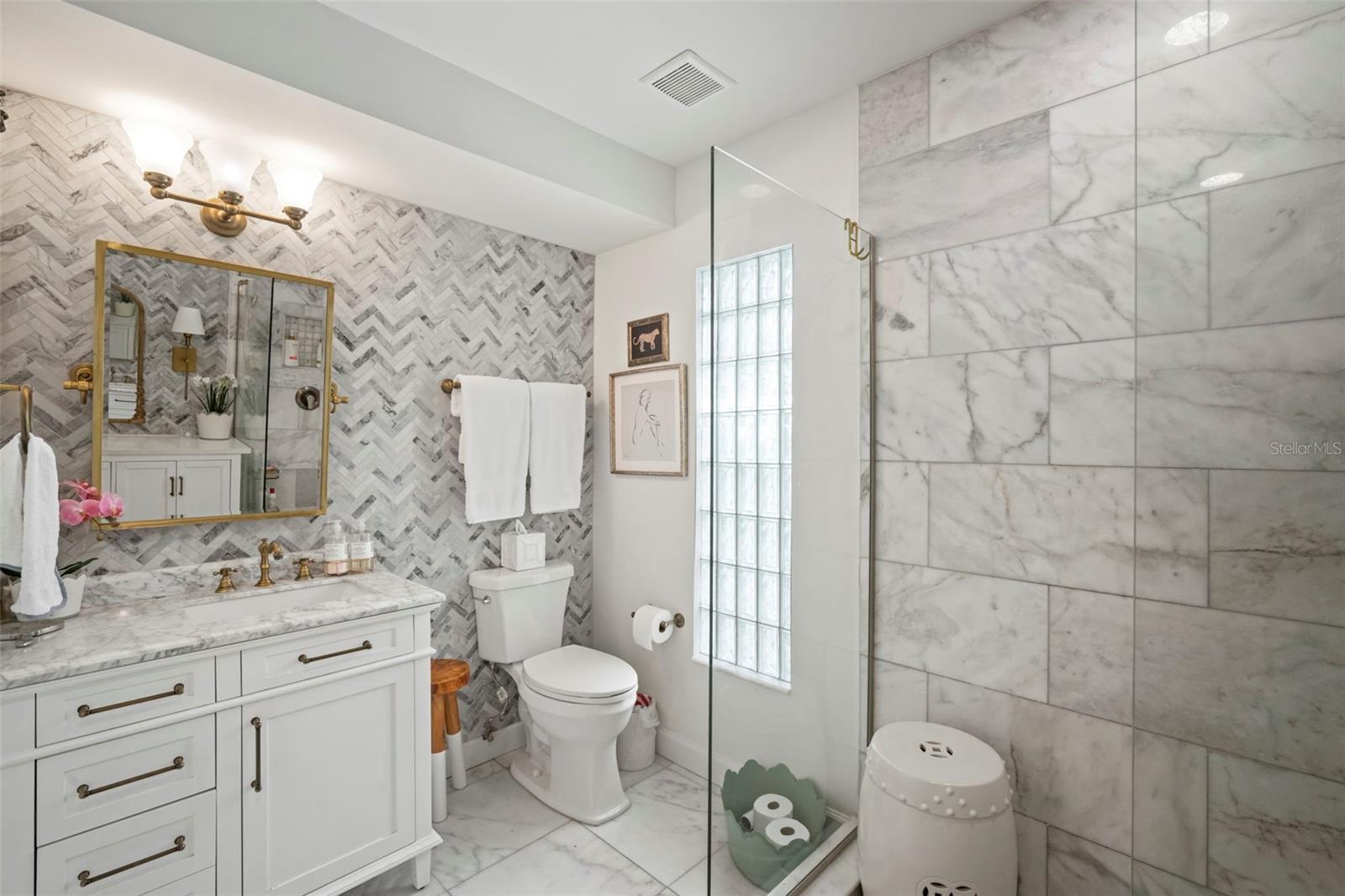 Image 38 of 45 For 2802 Linthicum Place