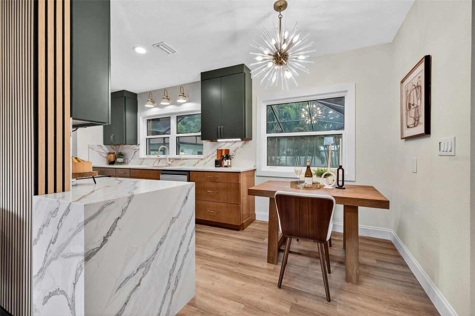 Image 19 of 48 For 533 34th Avenue Ne